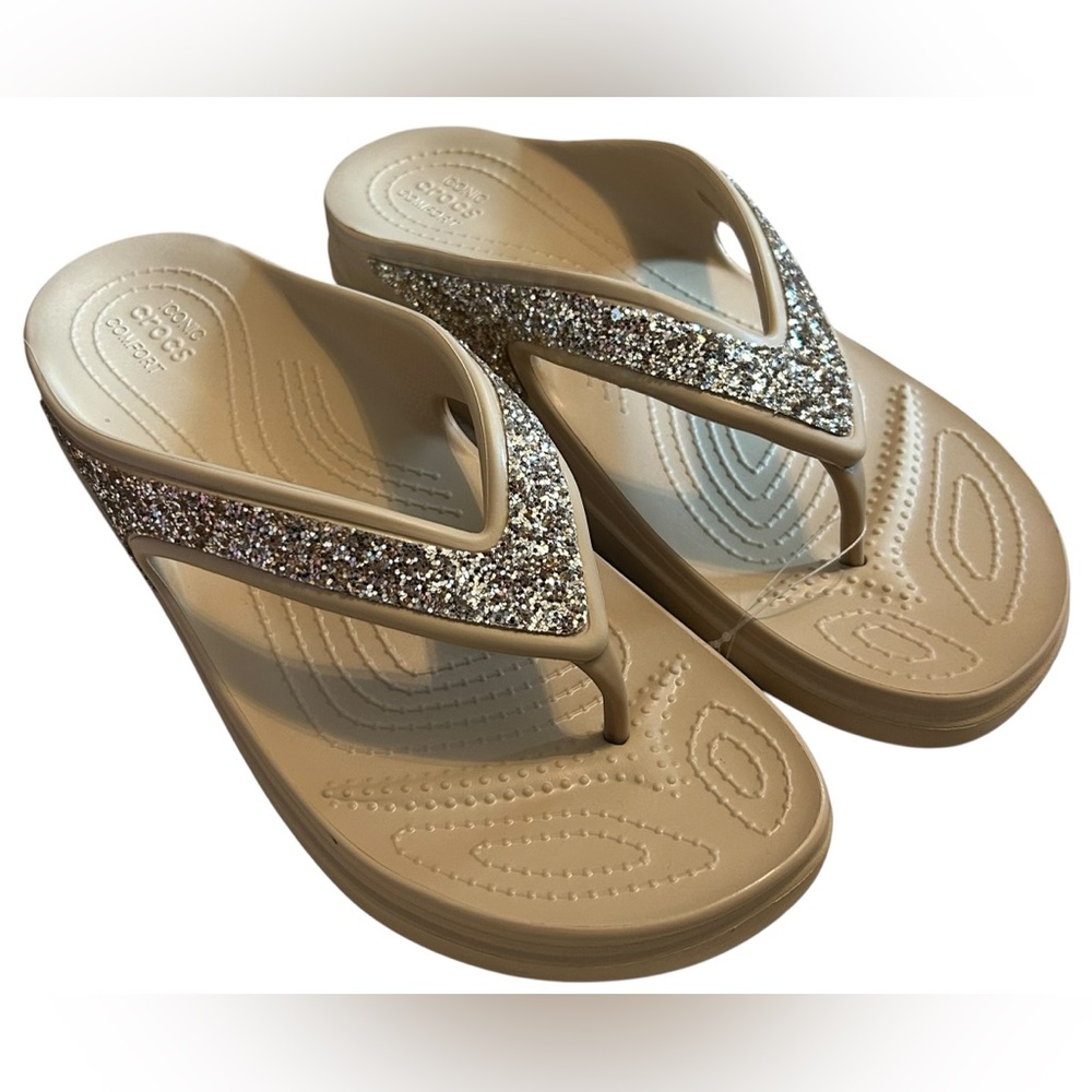 NWT CROCS Sloane Gold Glitter Flip Flops SZ 10